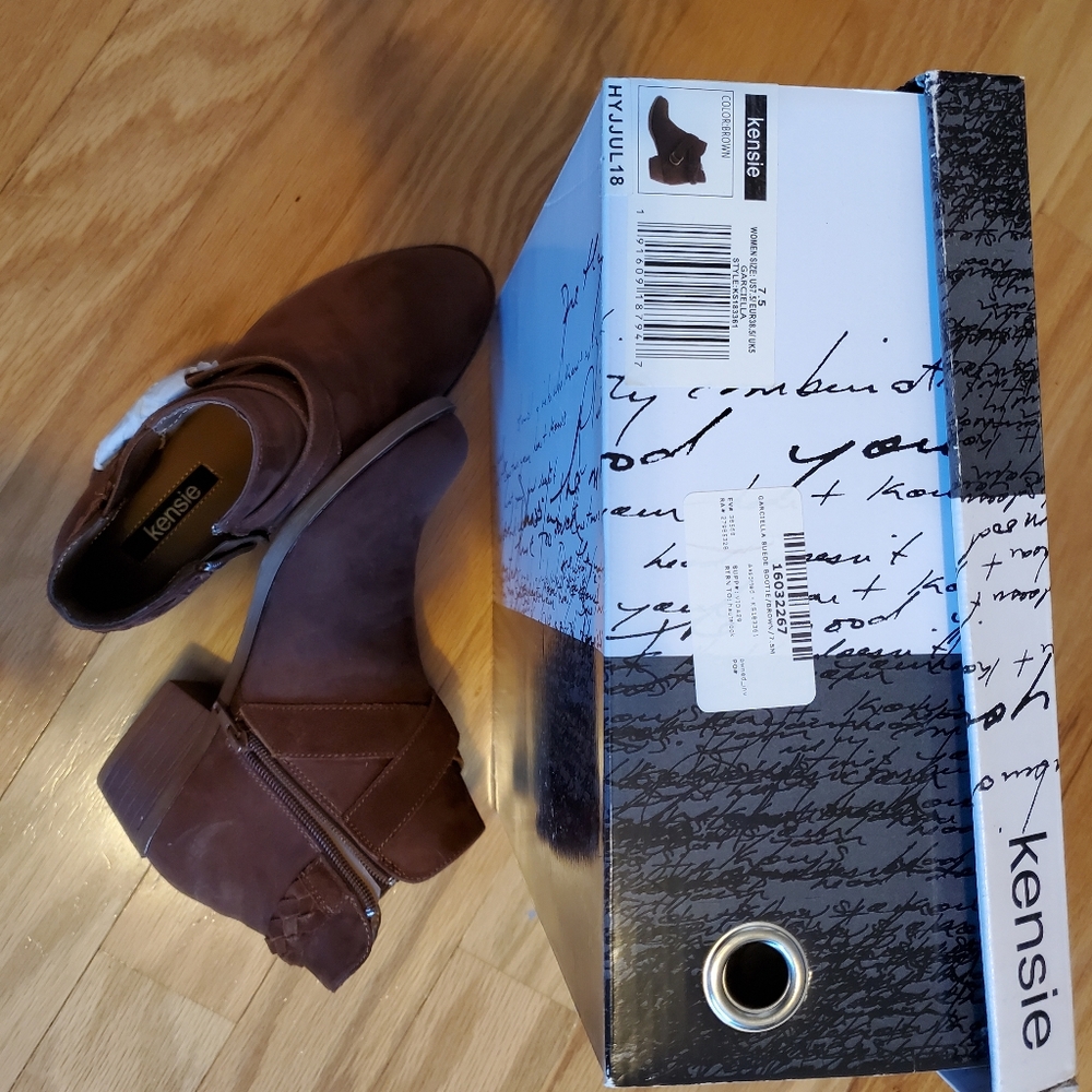 Womens brown suede ankle boot